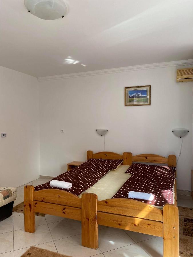 Hajdúszoboszló Birta Apartman المظهر الخارجي الصورة